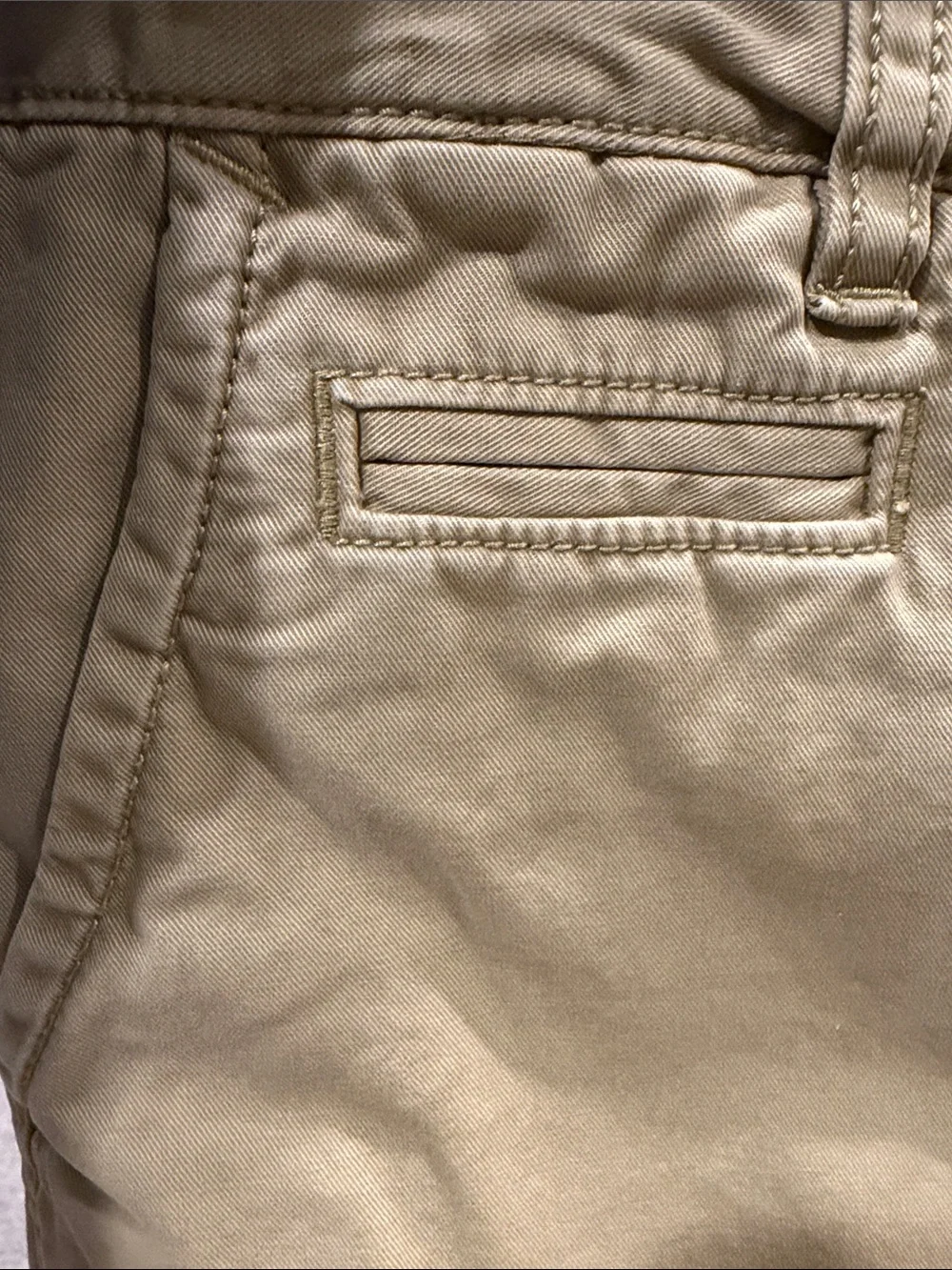 GAP KIDS CLASSIC KHAKI FIVE POCKET SHORTS WITH ADJUSTABLE WAIST - BOYS SIZE 14